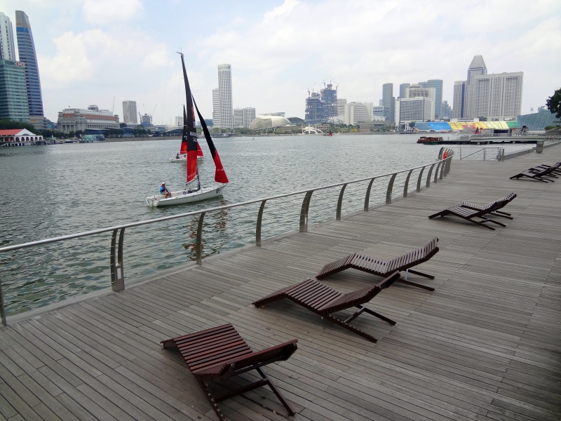 Singapur Marina Bay leżaki, promenada